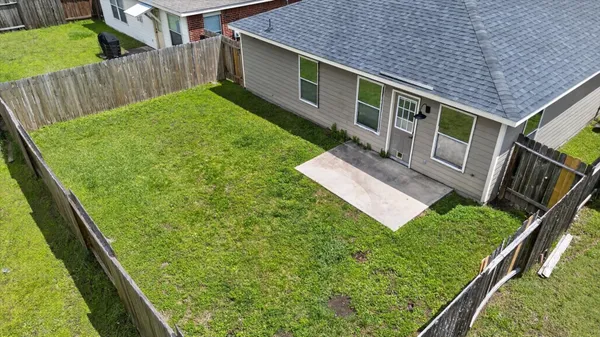 $2,100 | 2915 Morton Cove Lane, Katy, TX 77449