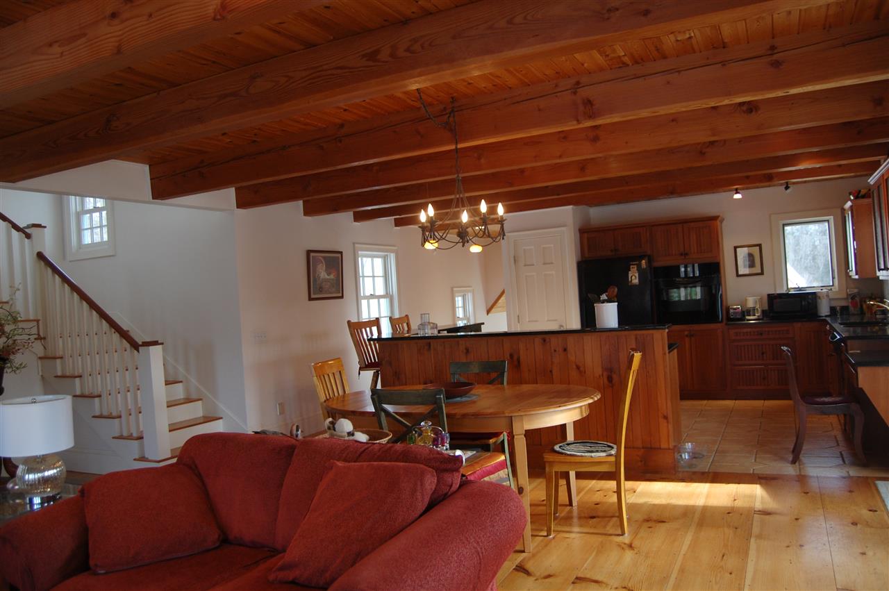 626 Highlake Road Sharon, VT 05065 - Photo 8 of 27