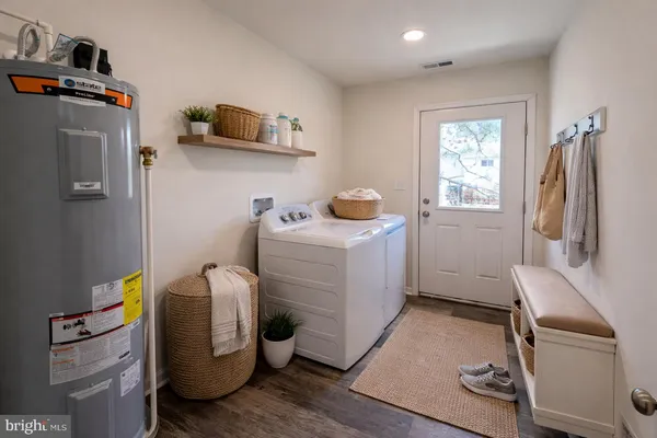 $234,900 | 26350 East Pear Street, Crisfield, MD 21817