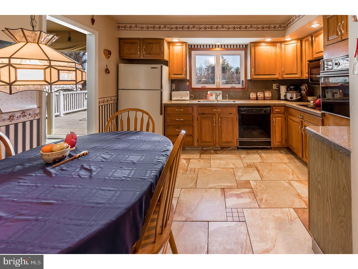 722 Hilltop Road Cinnaminson, NJ 08077 - Photo 10 of 25 Gallery Image 10