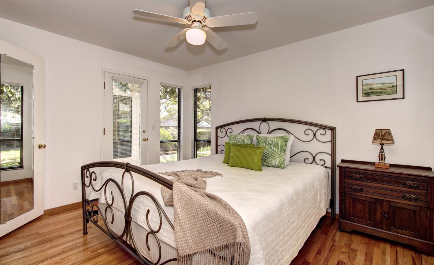 1425 Burrows Road Campbell, CA 95008 - Photo 16 of 20 Gallery Image 16