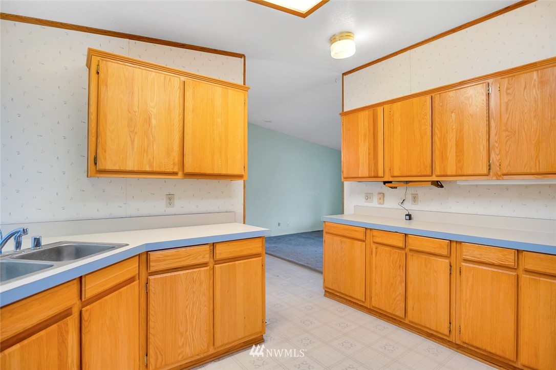 1261 Rd L Northeast, Unit 4 Moses Lake, WA 98837 - Photo 16 of 40 Gallery Image 16