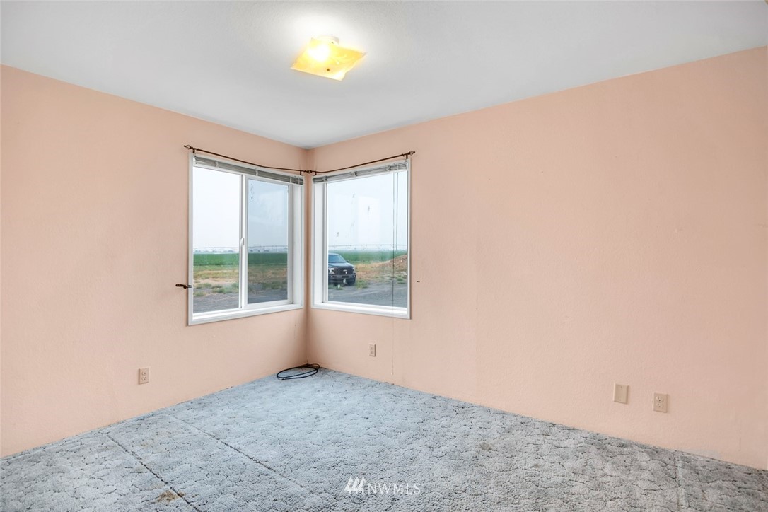 1261 Rd L Northeast, Unit 4 Moses Lake, WA 98837 - Photo 30 of 40 Gallery Image 30