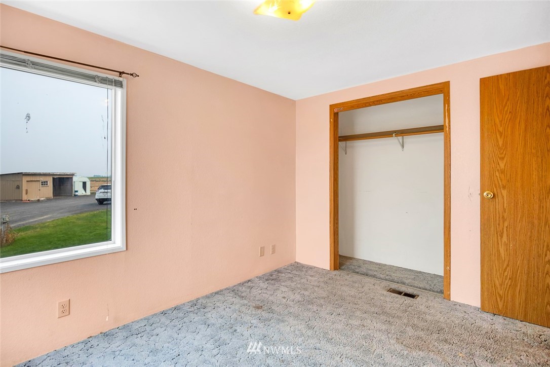 1261 Rd L Northeast, Unit 4 Moses Lake, WA 98837 - Photo 31 of 40 Gallery Image 31