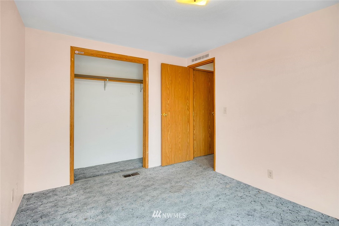 1261 Rd L Northeast, Unit 4 Moses Lake, WA 98837 - Photo 32 of 40 Gallery Image 32