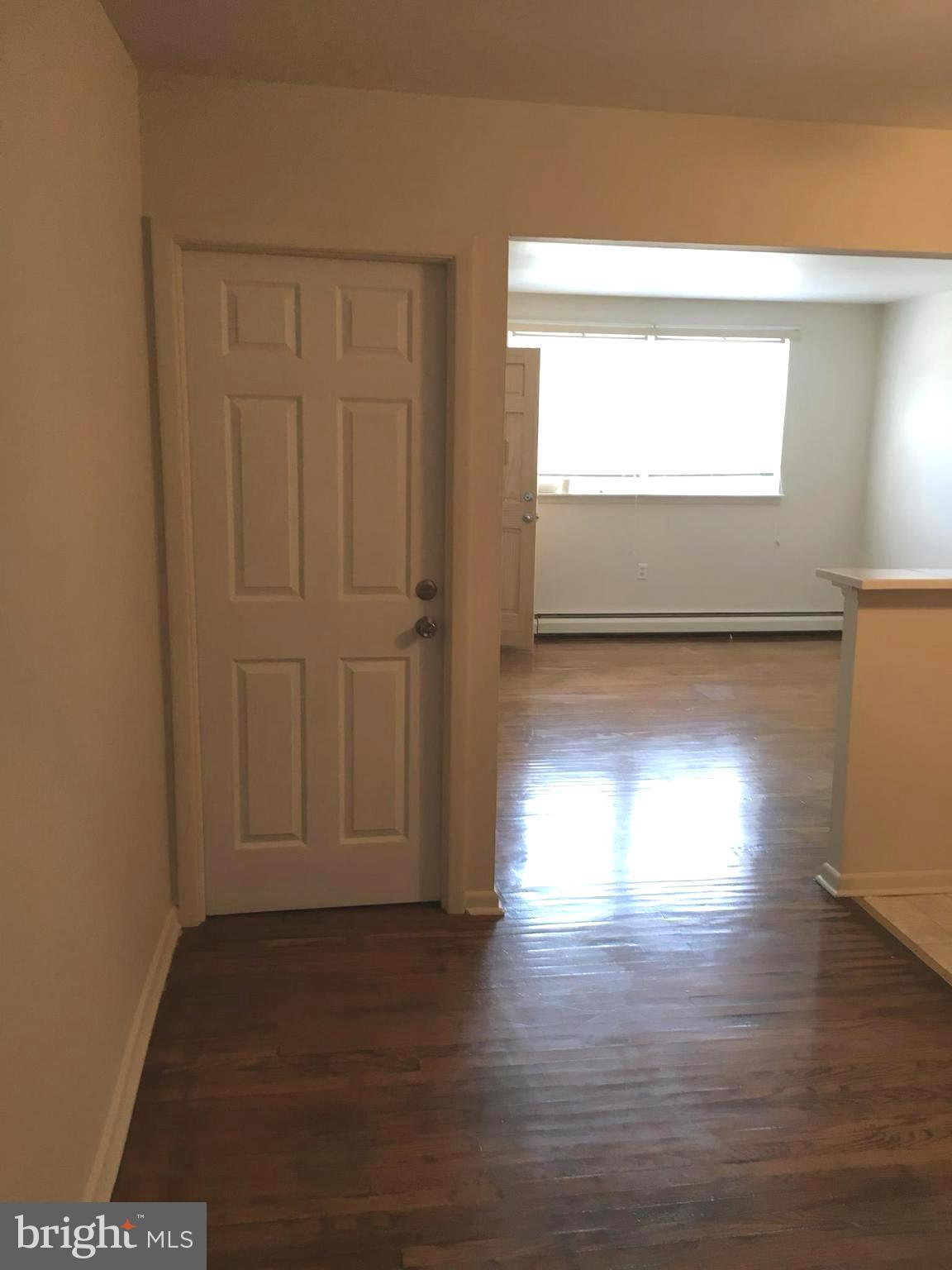 366 Ripka Street Philadelphia, PA 19128 - Photo 8 of 12