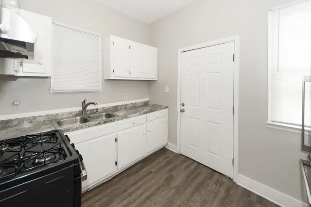 $2,100 | 555 Rutledge Avenue, Unit A, Charleston, SC 29403