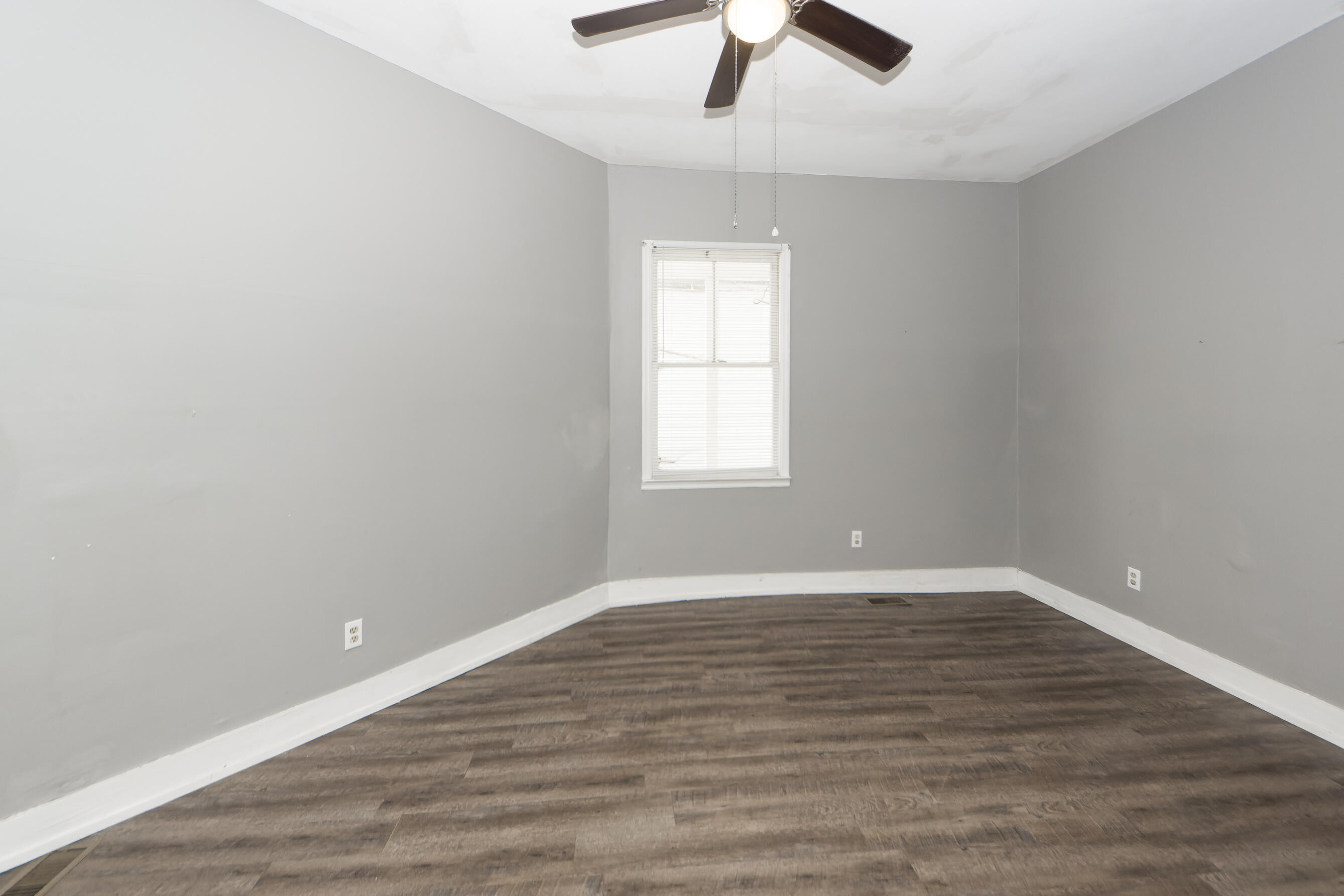 555 Rutledge Avenue, Unit A Charleston, SC 29403 - Photo 8 of 18 555 Rutledge A 12