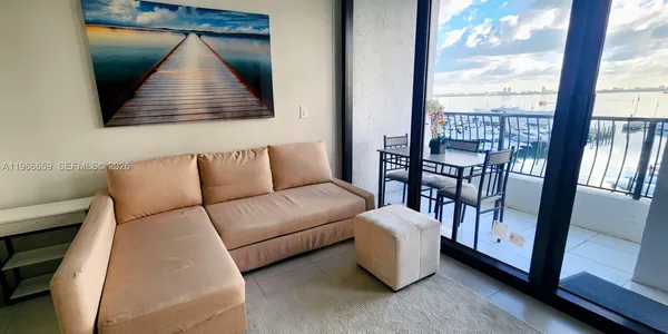 $2,200 | 555 Northeast 15th Street, Unit 516, Miami, FL 33132