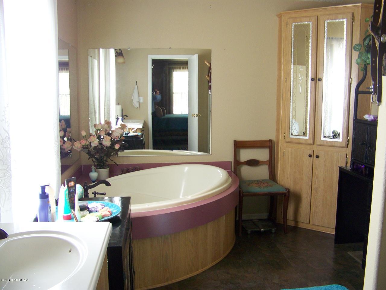 8922 South Desert Well Road Tucson, AZ 85736 - Photo 21 of 38 Gallery Image 21