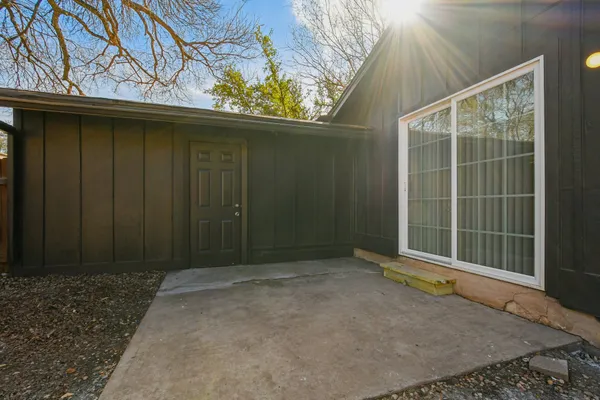 $1,645 | 11906 Broad Oaks Drive, Unit A, Austin, TX 78759