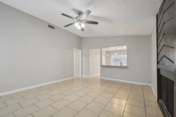 $1,645 | 11906 Broad Oaks Drive, Unit A, Austin, TX 78759