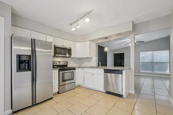 $1,645 | 11906 Broad Oaks Drive, Unit A, Austin, TX 78759