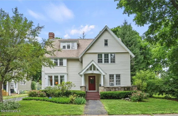 $529,900 | 136 Pomeroy Avenue, Pittsfield, MA 01201