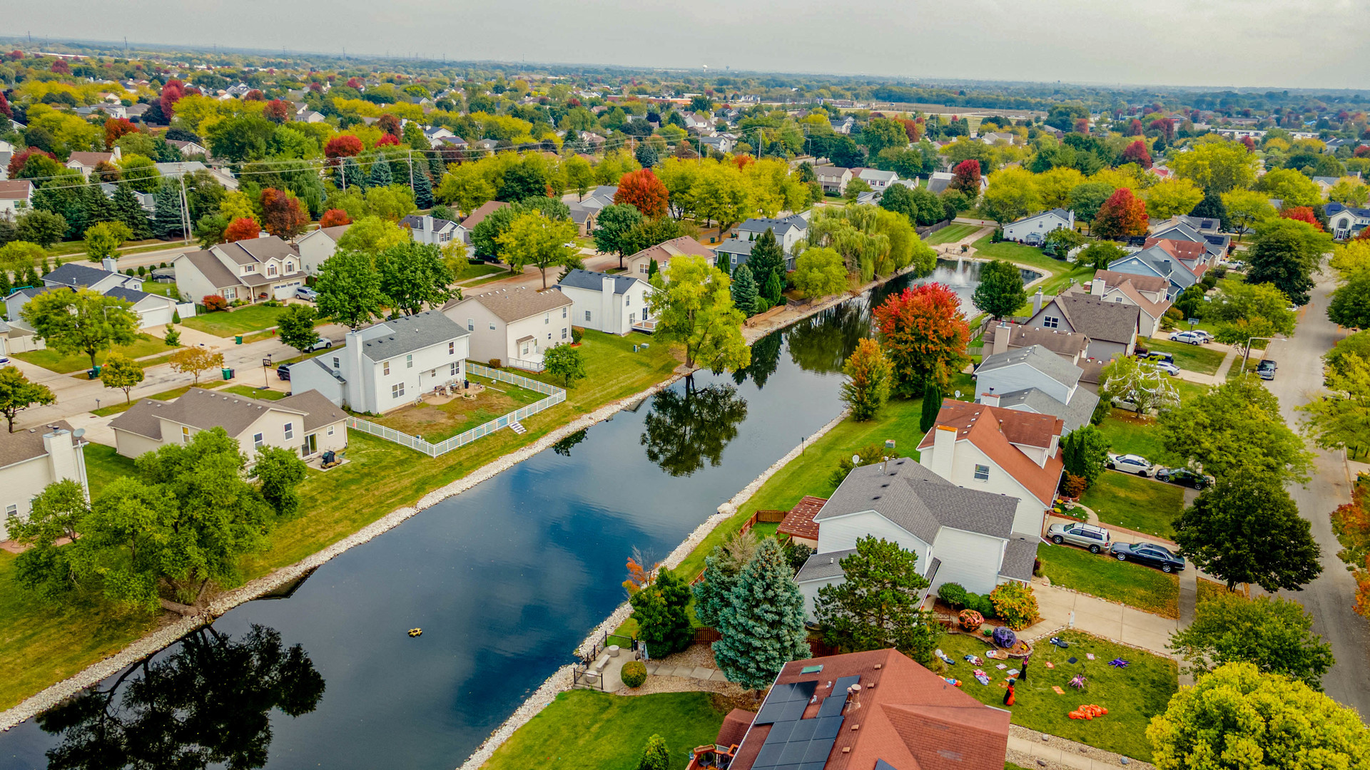 5302 Meadowbrook Street Plainfield, IL 60586 - Photo 3 of 46 an aerial view of a house