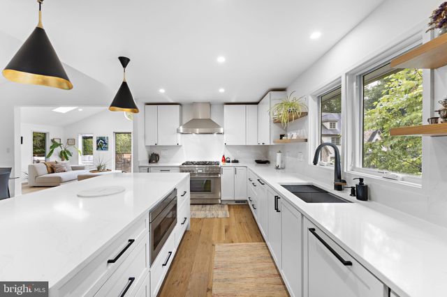 $1,850,000 | 1705 Woodman Drive, McLean, VA 22101