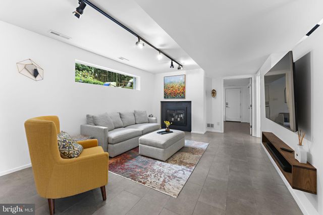 $1,850,000 | 1705 Woodman Drive, McLean, VA 22101