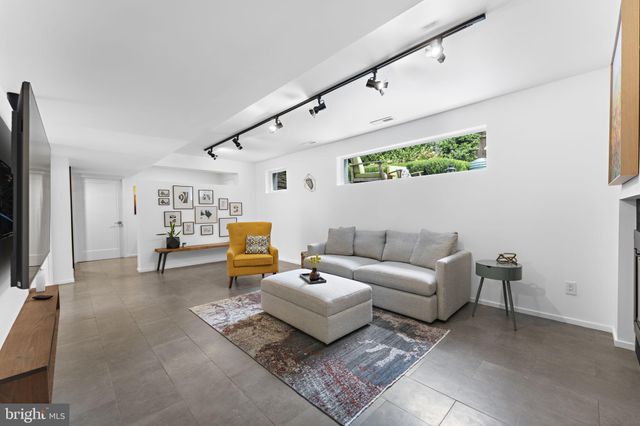 $1,850,000 | 1705 Woodman Drive, McLean, VA 22101