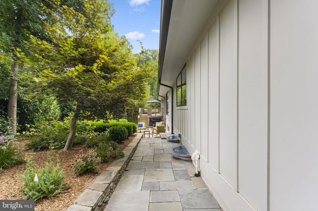 $1,850,000 | 1705 Woodman Drive, McLean, VA 22101