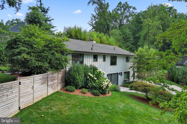 $1,850,000 | 1705 Woodman Drive, McLean, VA 22101