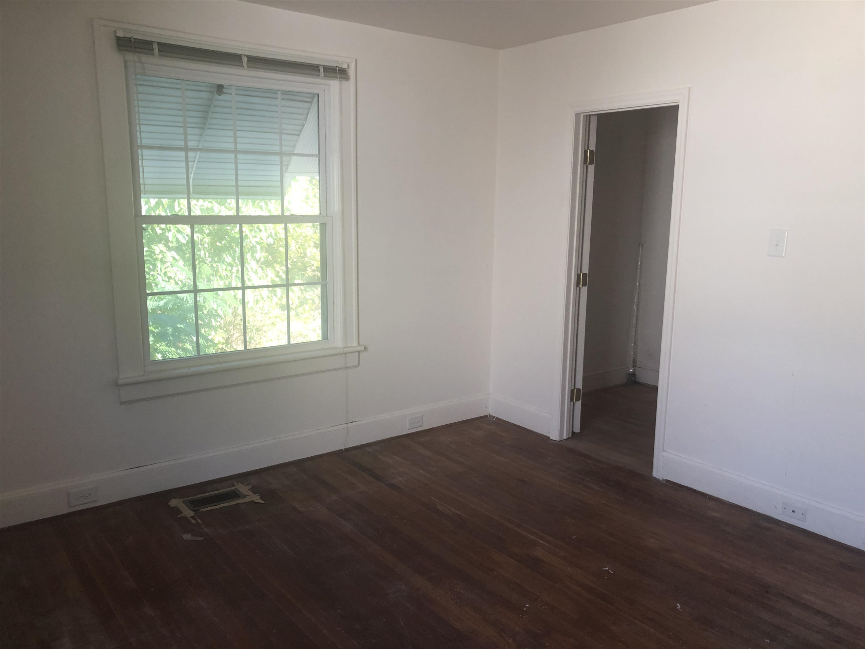 104 Dixie Trail Raleigh, NC 27607 - Photo 10 of 19 Photo 10