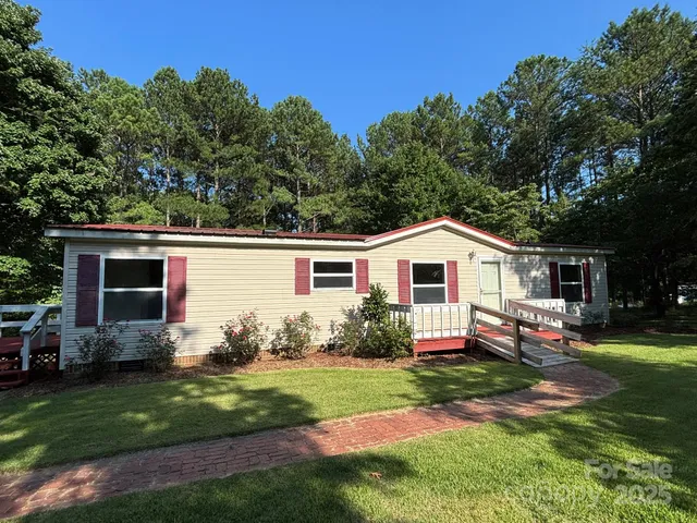 $227,500 | 44112 Harper Hearne Road, New London, NC 28127