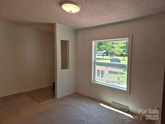 $227,500 | 44112 Harper Hearne Road, New London, NC 28127