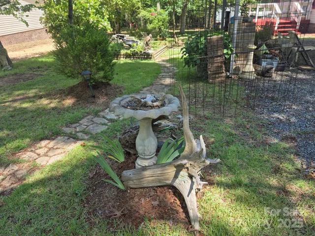 $227,500 | 44112 Harper Hearne Road, New London, NC 28127