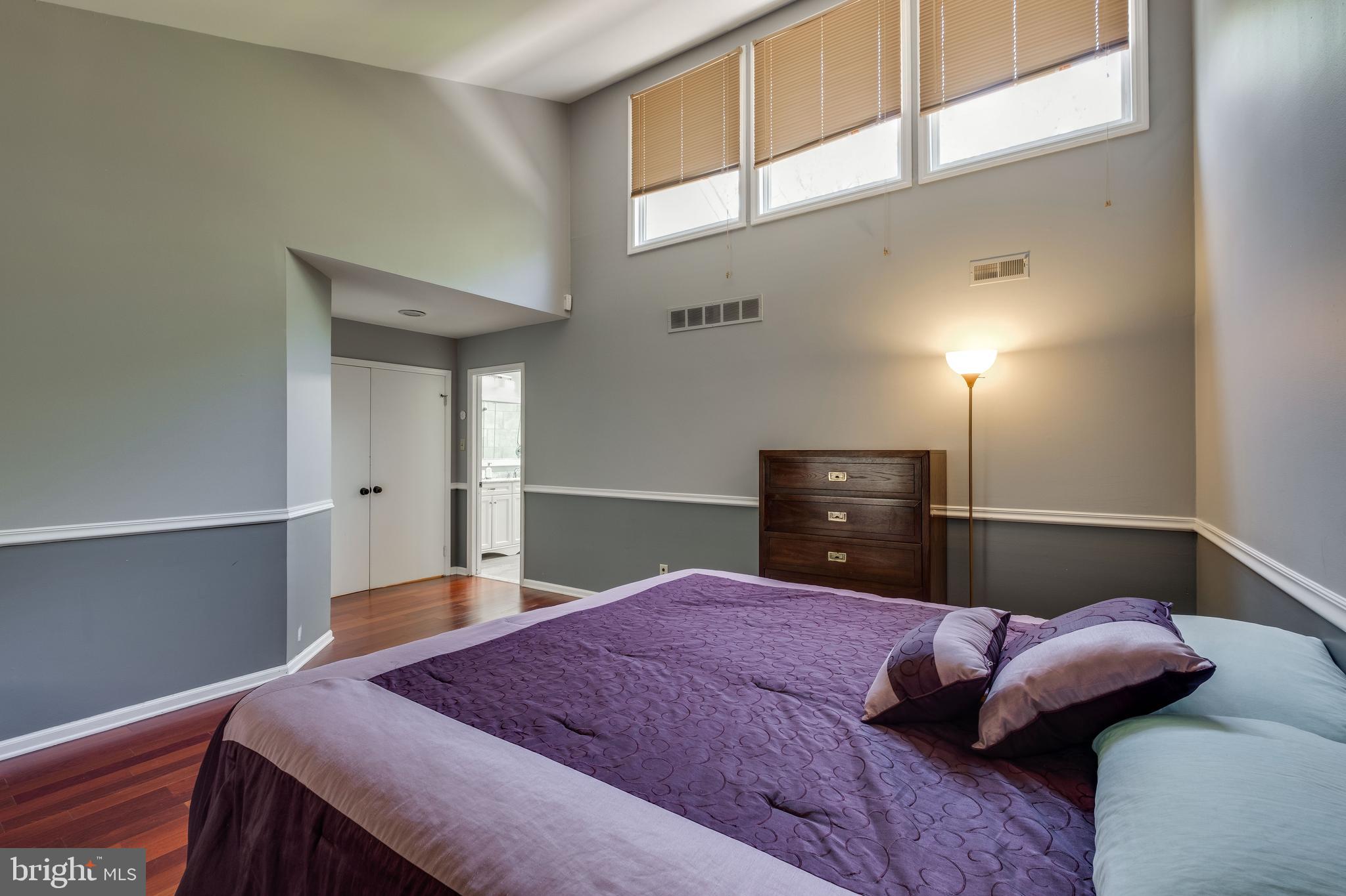 110 Bortons Road Marlton, NJ 08053 - Photo 25 of 44 Vaulted ceilings