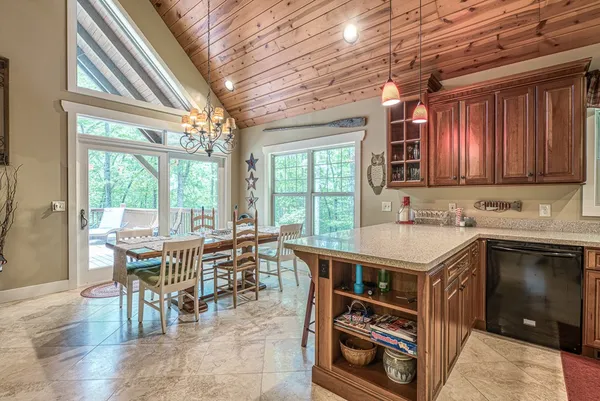 $589,900 | 249 Whispering Pine Trail, Murphy, NC 28906