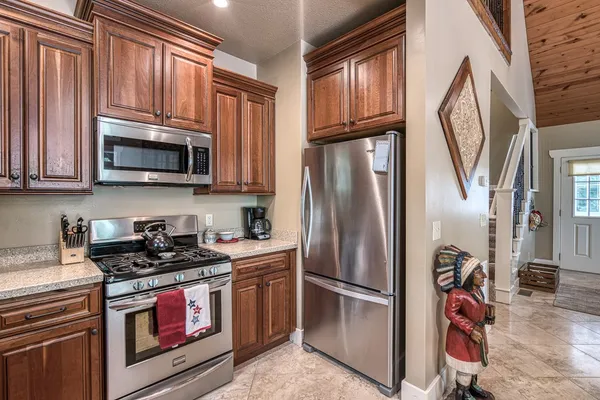 $589,900 | 249 Whispering Pine Trail, Murphy, NC 28906