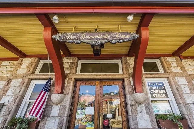 $1,099,000 | 149 Overleigh Road, Bernardsville, NJ 07924