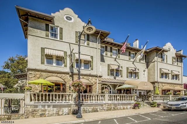 $1,099,000 | 149 Overleigh Road, Bernardsville, NJ 07924