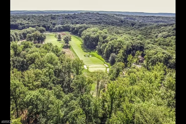 $1,099,000 | 149 Overleigh Road, Bernardsville, NJ 07924