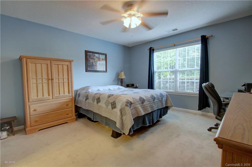 8227 Pozzi Road Charlotte, NC 28216 - Photo 17 of 36 Gallery Image 17