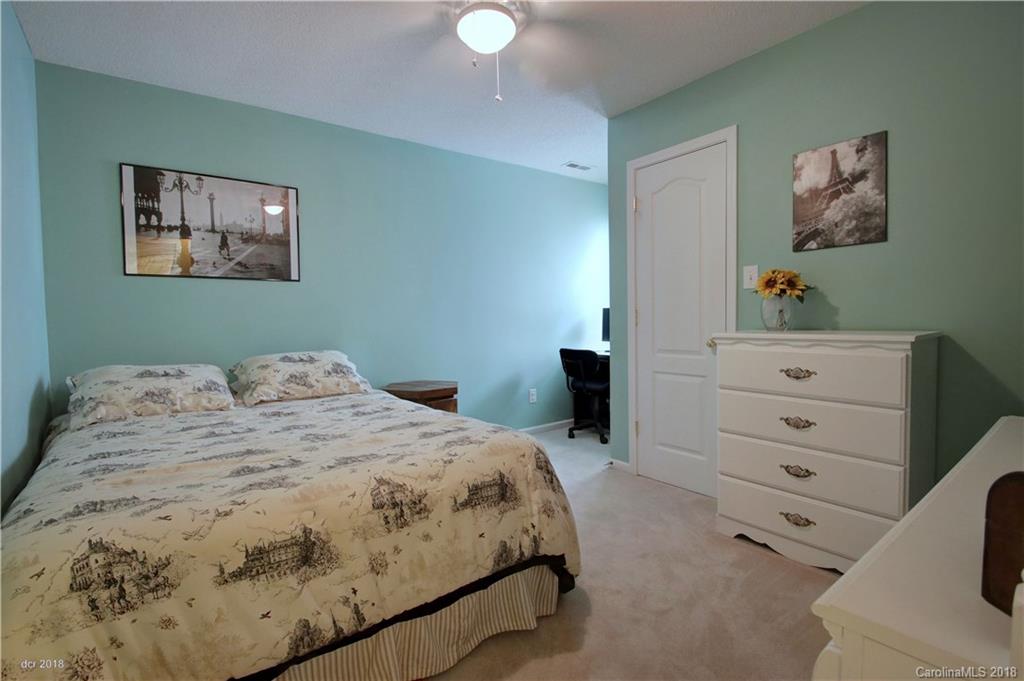 8227 Pozzi Road Charlotte, NC 28216 - Photo 21 of 36 Gallery Image 21