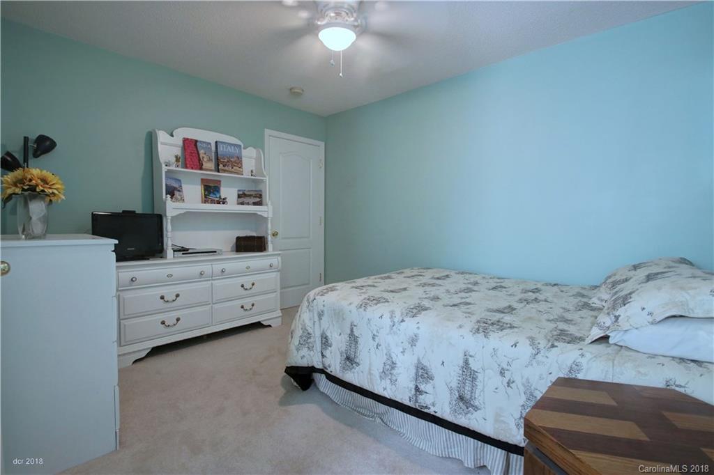 8227 Pozzi Road Charlotte, NC 28216 - Photo 23 of 36 Gallery Image 23