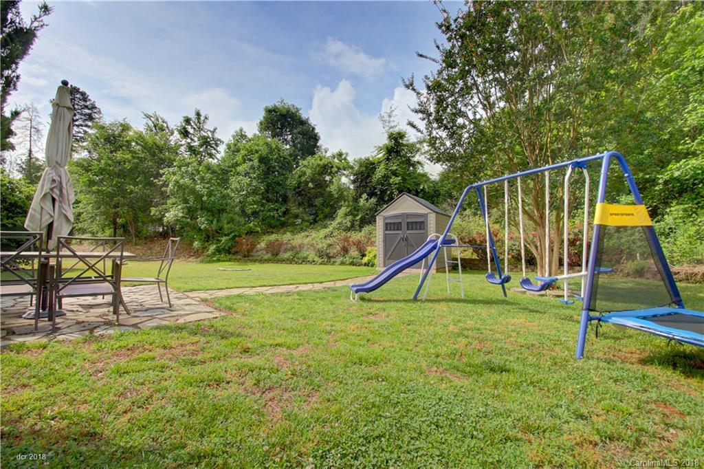 8227 Pozzi Road Charlotte, NC 28216 - Photo 35 of 36 Gallery Image 35