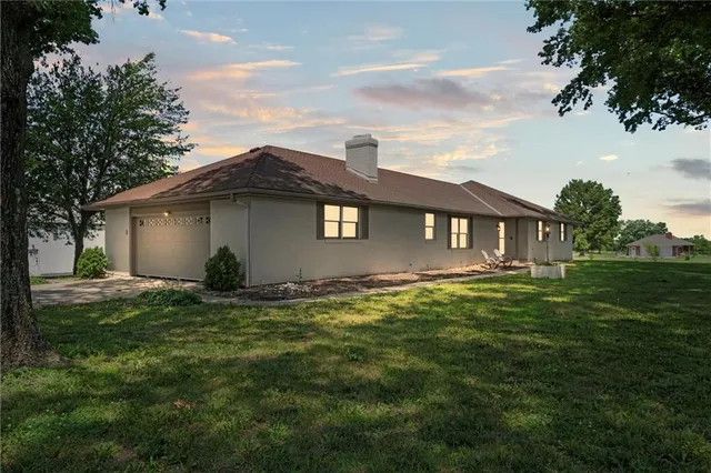 $999,950 | 22617 155th Street, Basehor, KS 66007