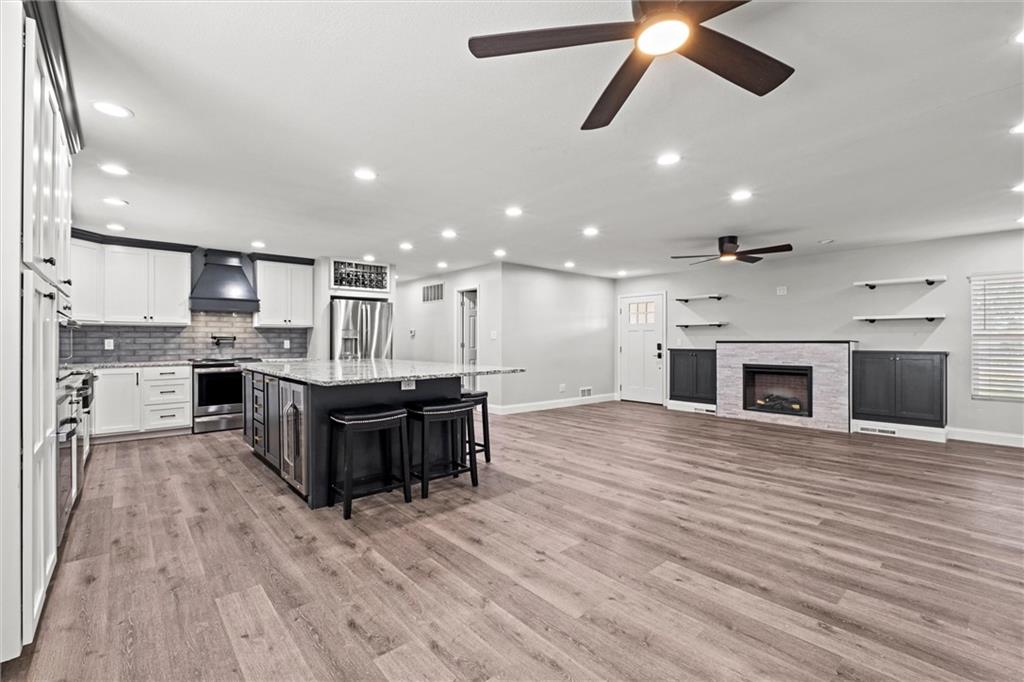 22617 155th Street Basehor, KS 66007 - Photo 20 of 71