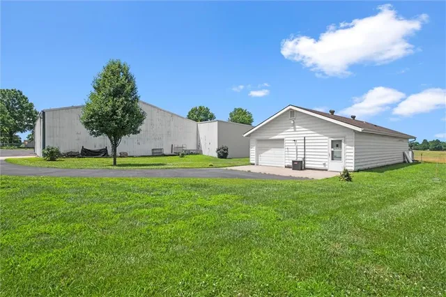 $999,950 | 22617 155th Street, Basehor, KS 66007