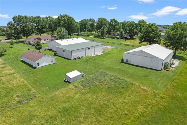 $999,950 | 22617 155th Street, Basehor, KS 66007