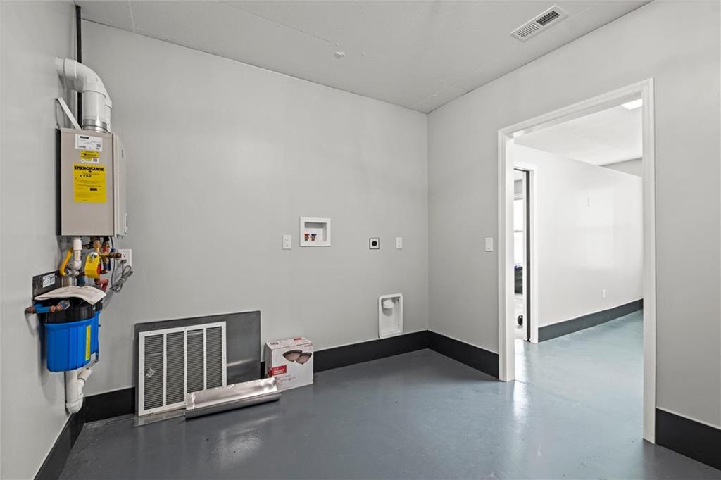 22617 155th Street Basehor, KS 66007 - Photo 40 of 71