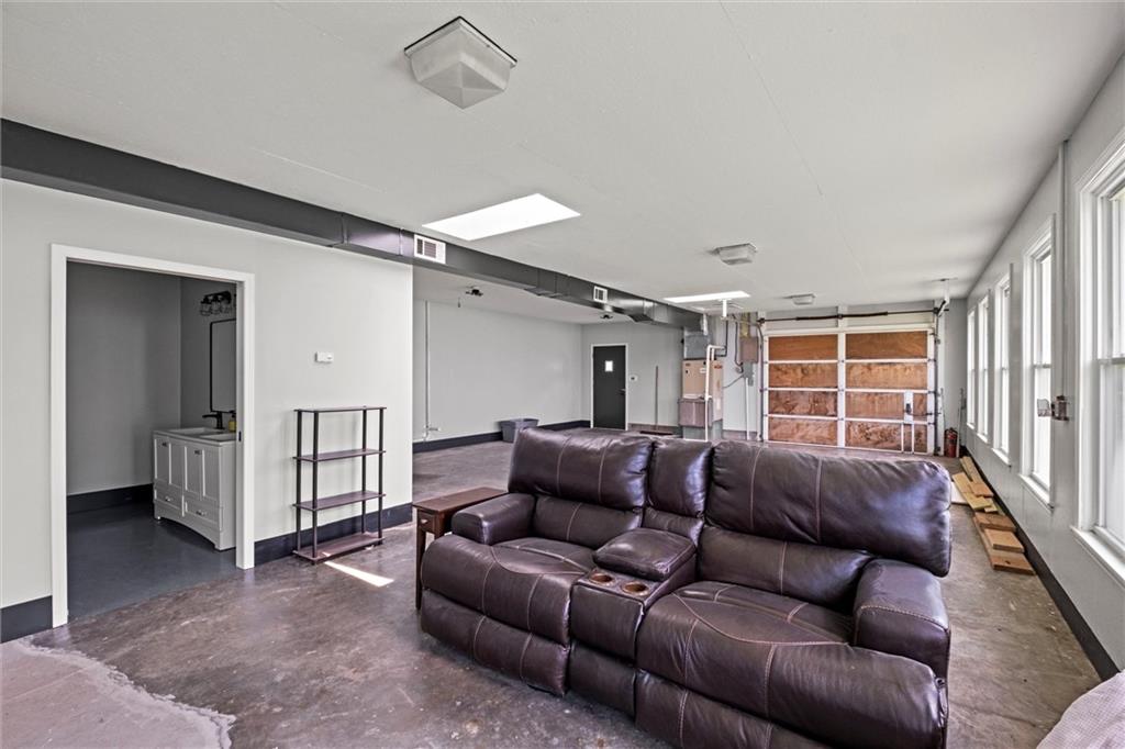 22617 155th Street Basehor, KS 66007 - Photo 46 of 71