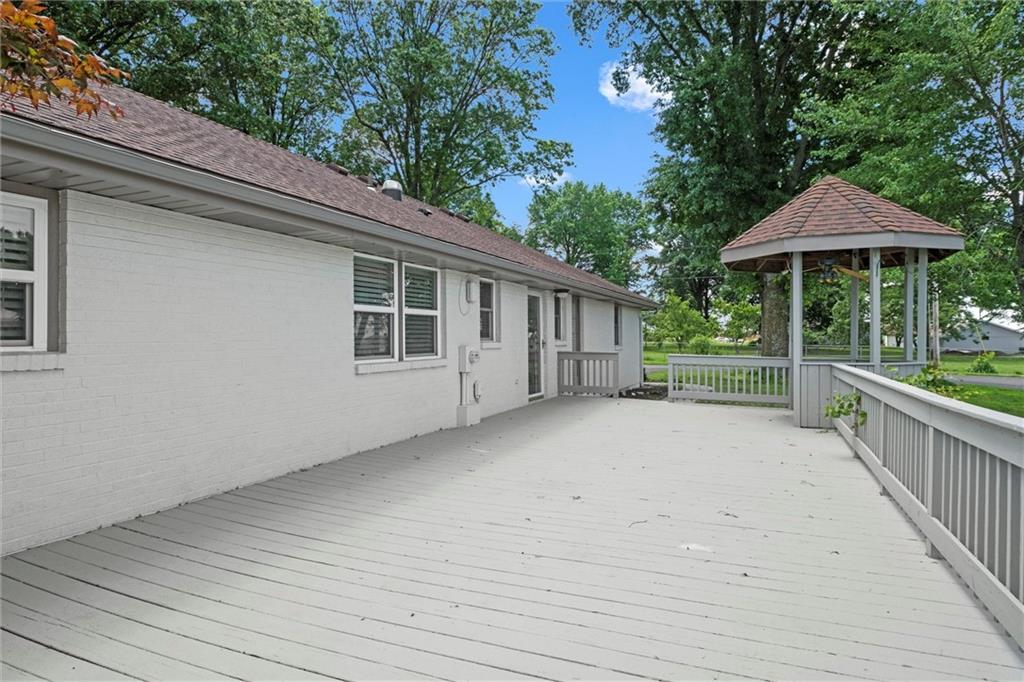 22617 155th Street Basehor, KS 66007 - Photo 49 of 71