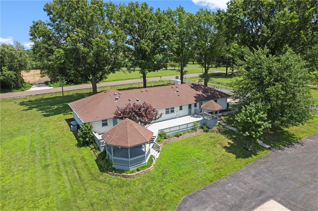 22617 155th Street Basehor, KS 66007 - Photo 52 of 71