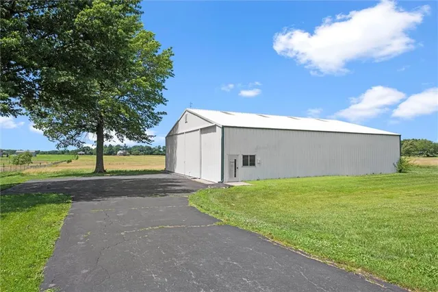 $999,950 | 22617 155th Street, Basehor, KS 66007