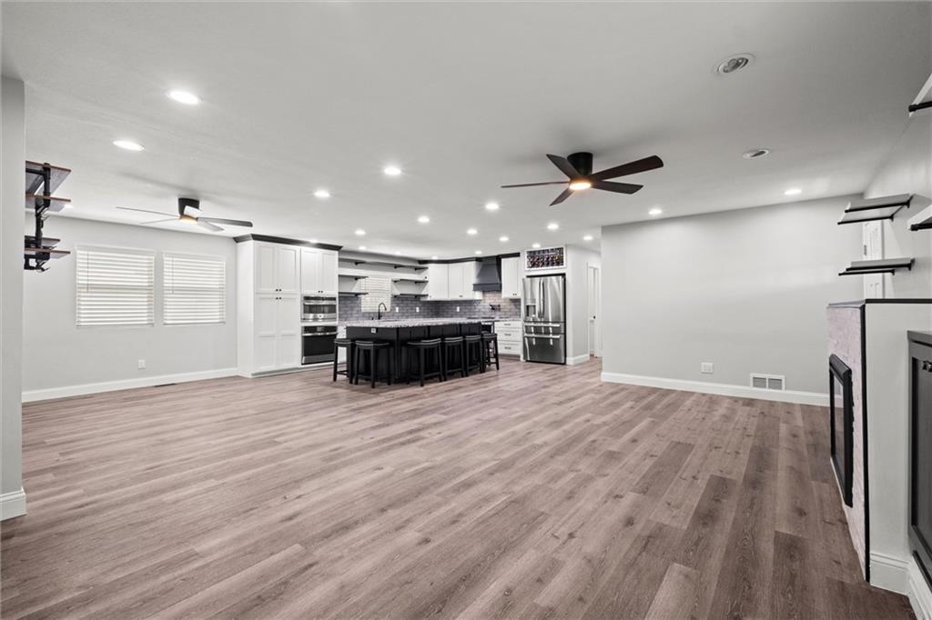 22617 155th Street Basehor, KS 66007 - Photo 10 of 71