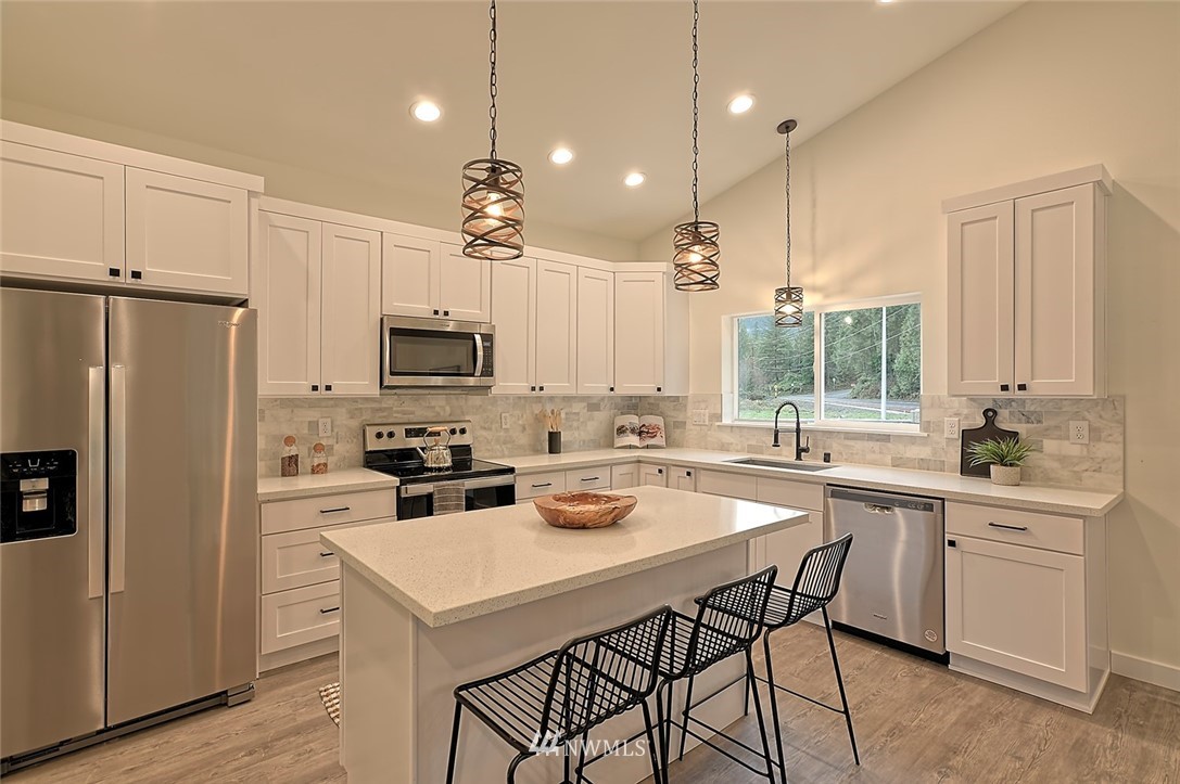 1508 Wallace Falls Loop Road Gold Bar, WA 98251 - Photo 4 of 21 Gallery Image 4