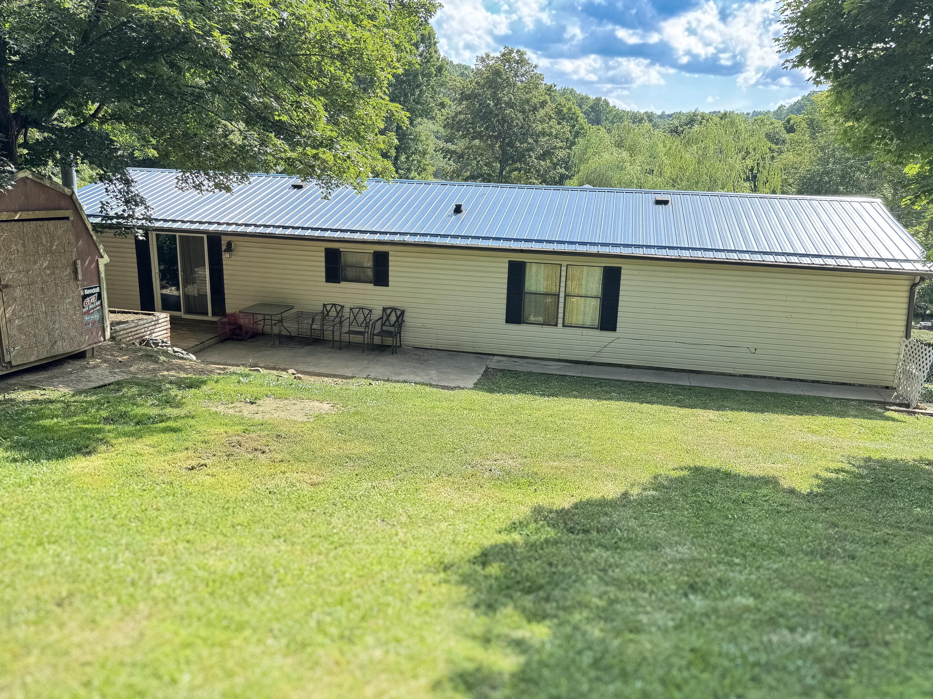 1007 Pollard Road Christiansburg, VA 24073 - Photo 21 of 28 IMG_3313